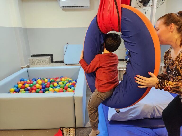 Prefeitura de Igarapé implementa Sala Sensorial para educação inclusiva